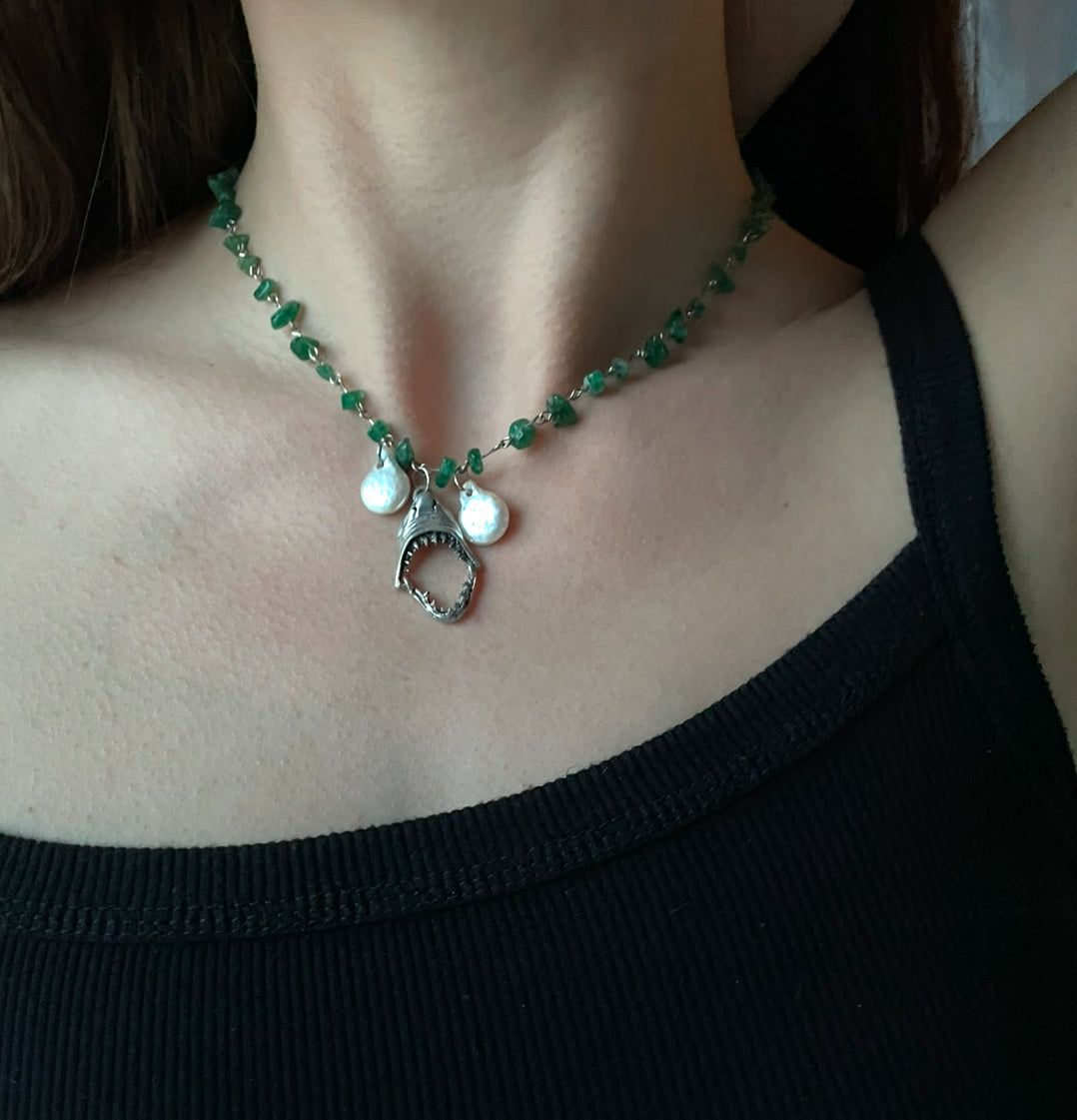 SHARK JAW - Green Aventurine