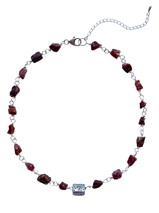 LUCKY 7 Choker - Garnet