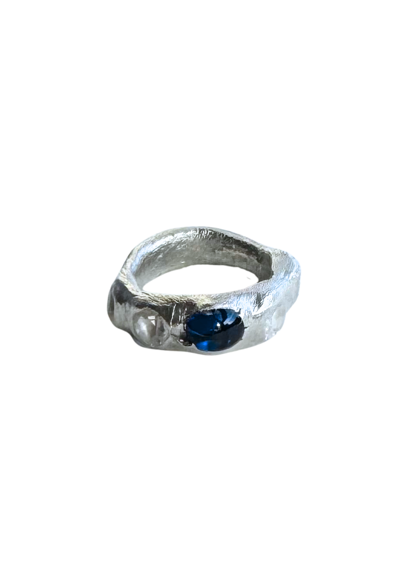 ALIEN BUBBLE SAPPHIRE SILVER RING