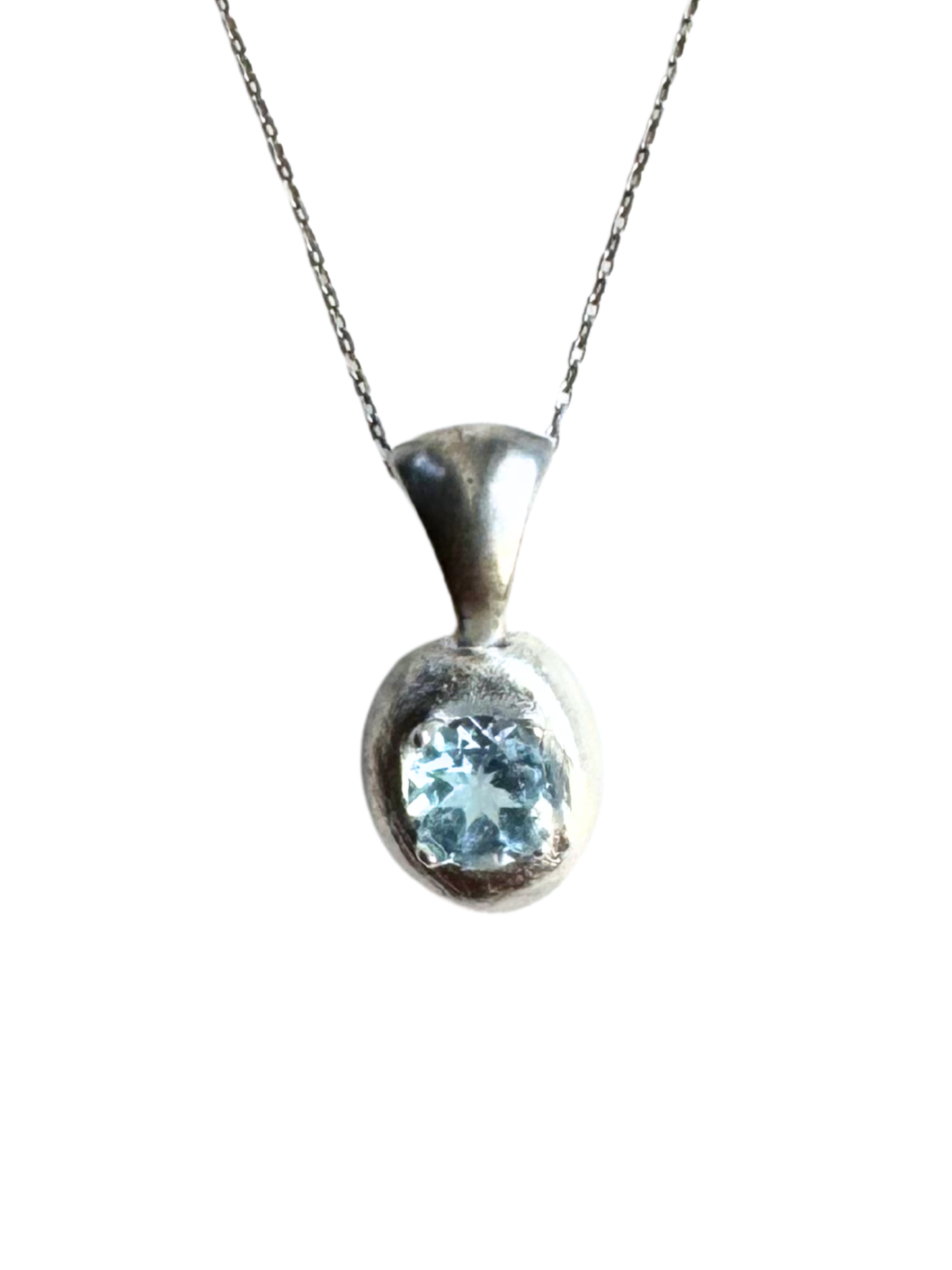 MOLTEN BLUE TOPAZ