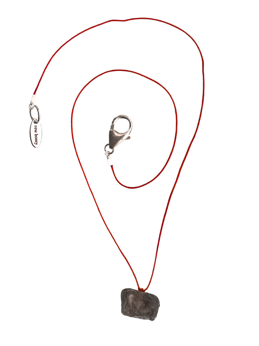 LUCKY RED STRING - Smoky Quartz